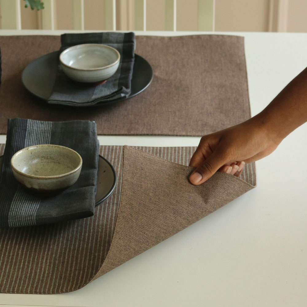 Drifting Wood Placemats Gray