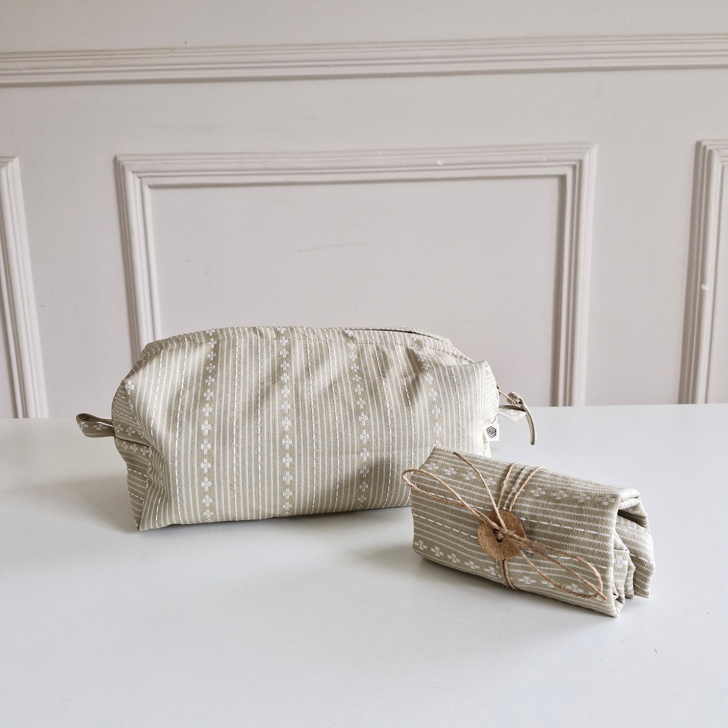 Tuck & Go Pouch - Woven Desert Sand