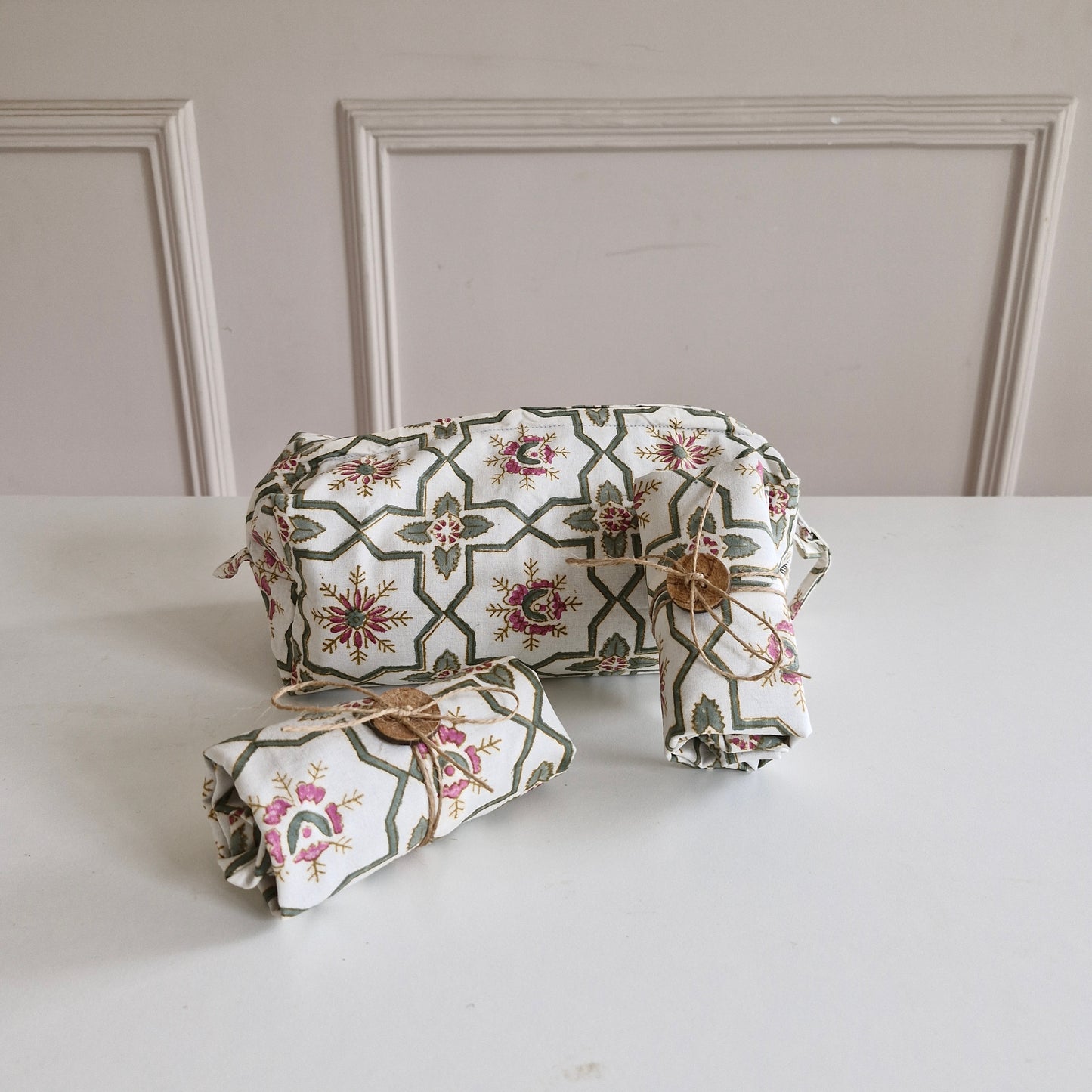 Tuck & Go Pouch - Persian Garden