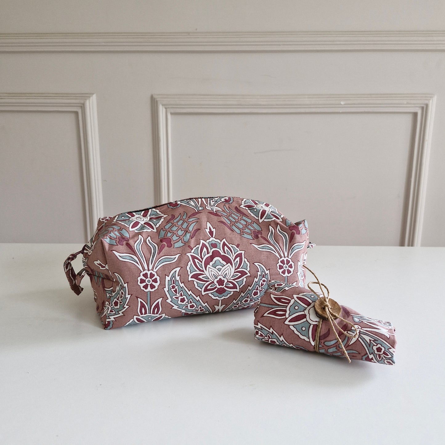 Tuck & Go Pouch - Sweet Onion