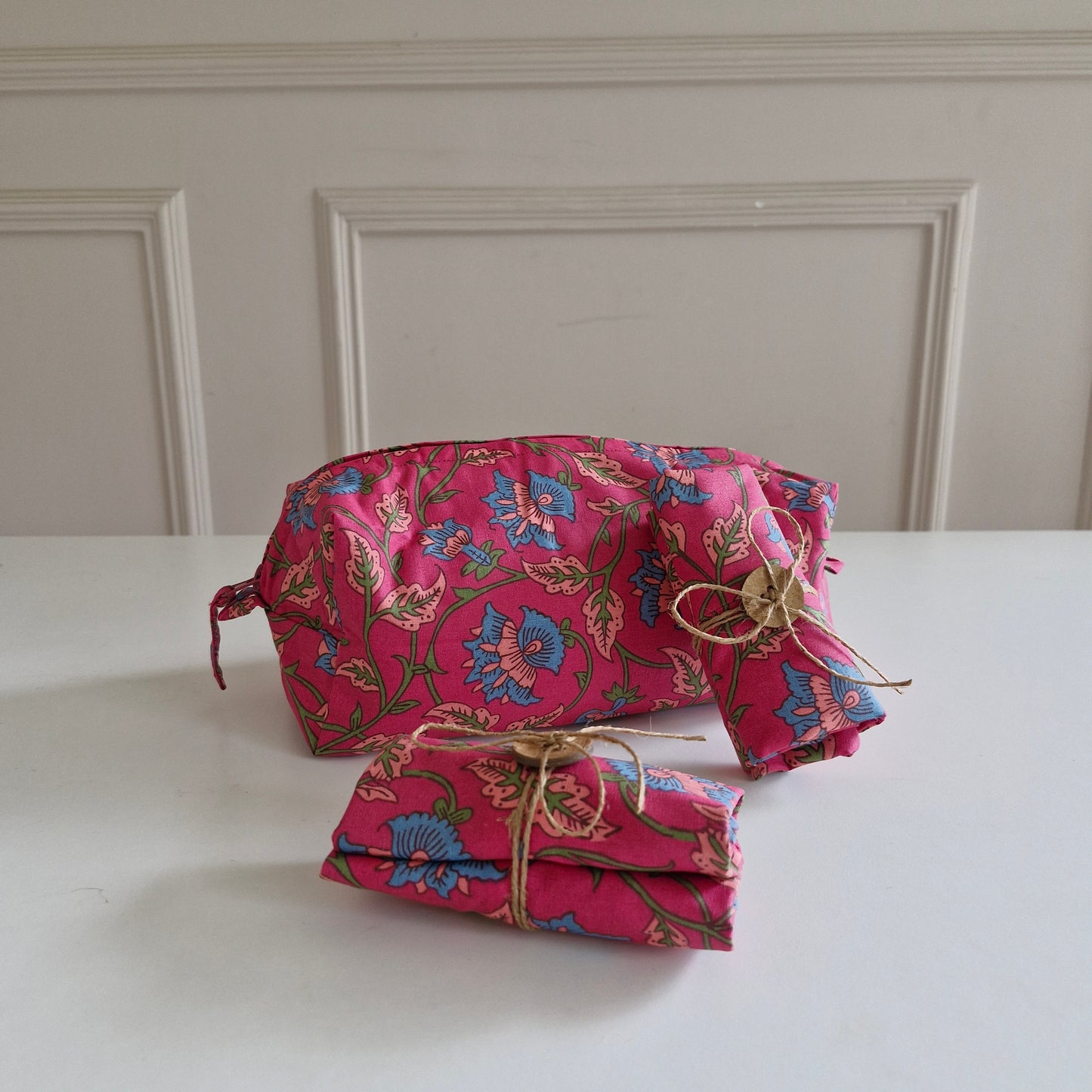 Tuck & Go Pouch - Royal Fuschia