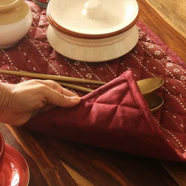 Woven Ruby Red Tablepad Ruby Red