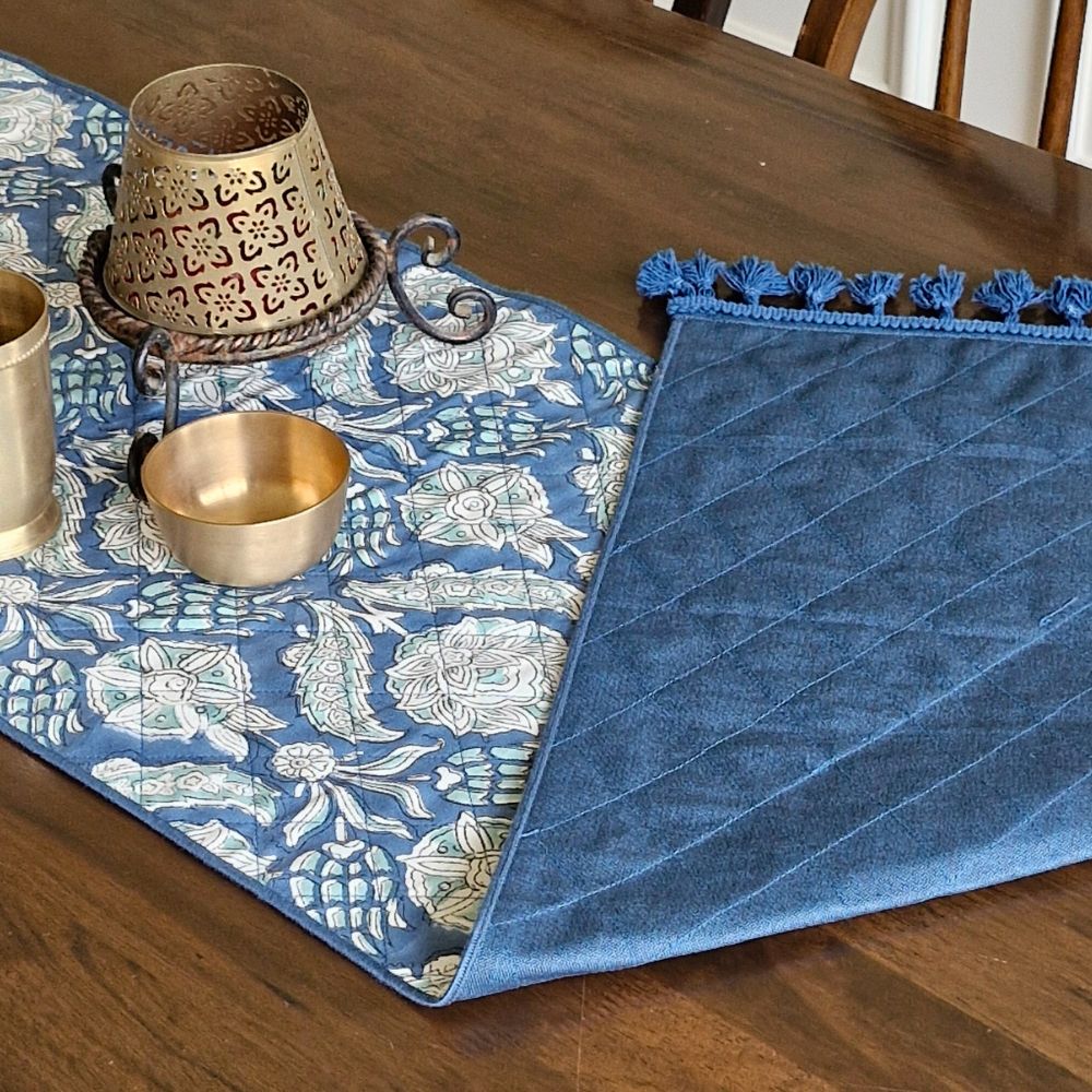 Stormy Skies Reversible Runner