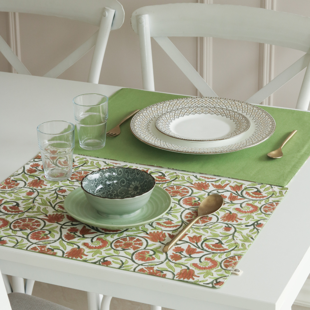 Secret Garden & Solid Green Placemats Green