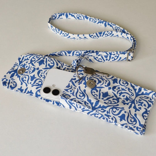 Whispers Of The Sea Mobile Pouch