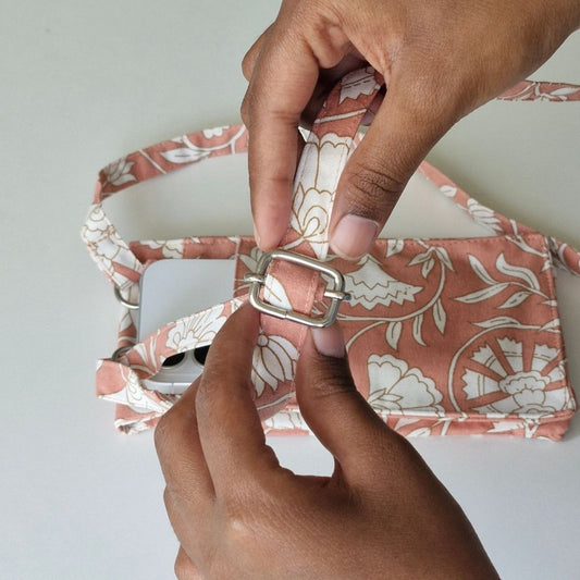 Dusty Rose Mobile Pouch