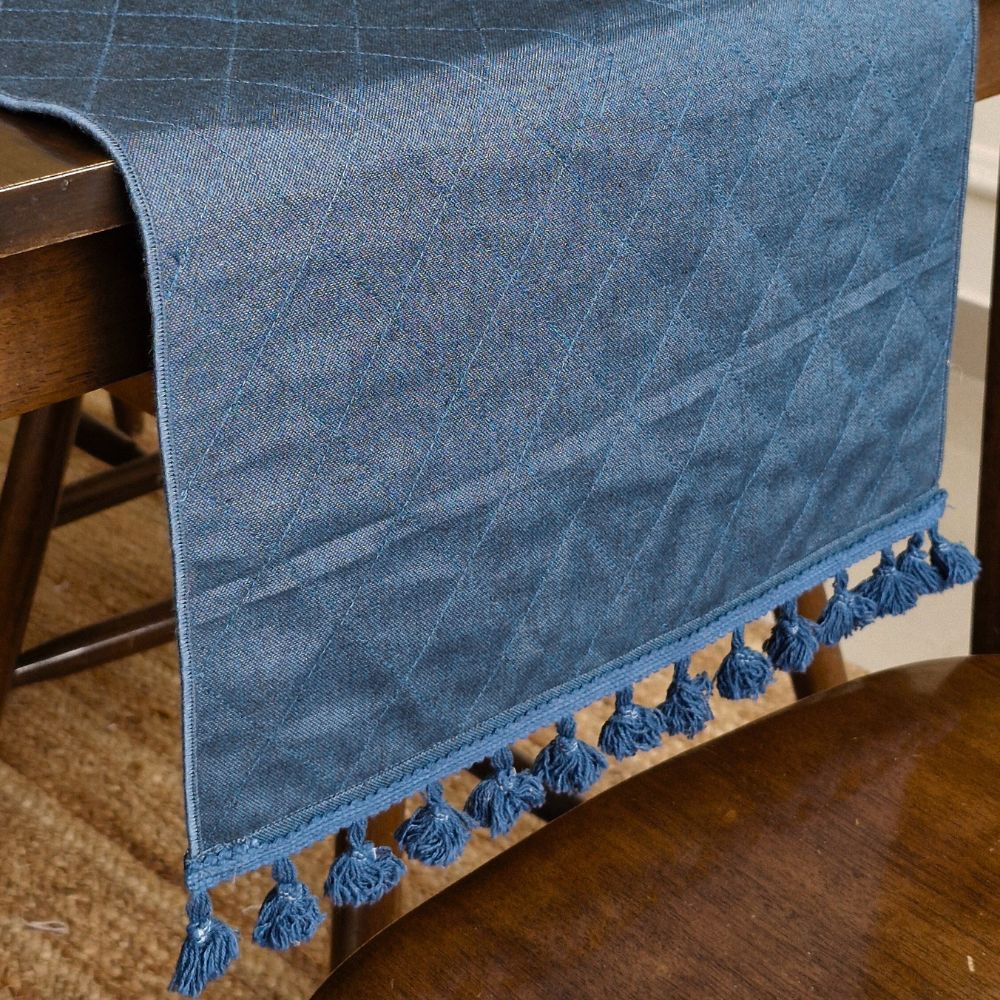 Stormy Skies Reversible Runner