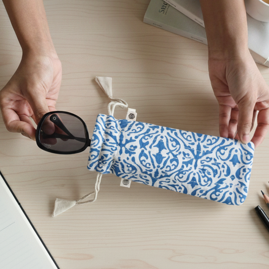 Optical Pouch - Whispers of the Sea