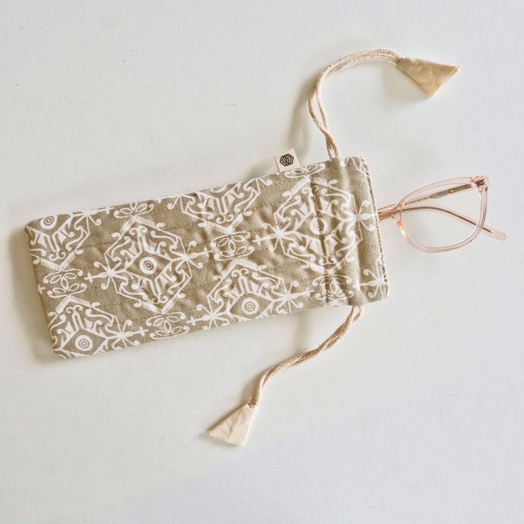 Optical Pouch - Dhoplur Beige