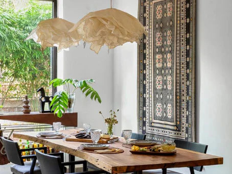 A guide to choosing dining tables - Size , Shape, Material & More