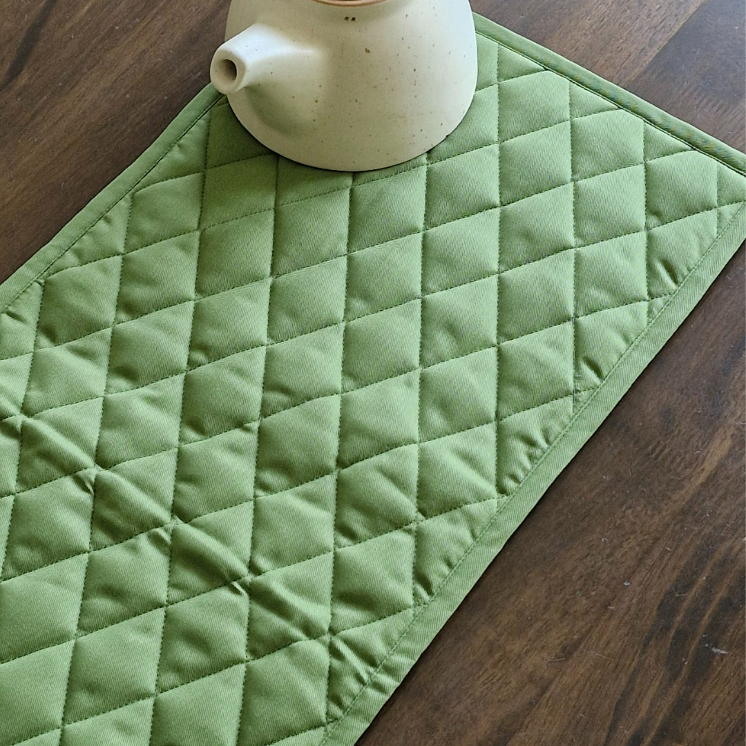 Earth & Sky Tablepad