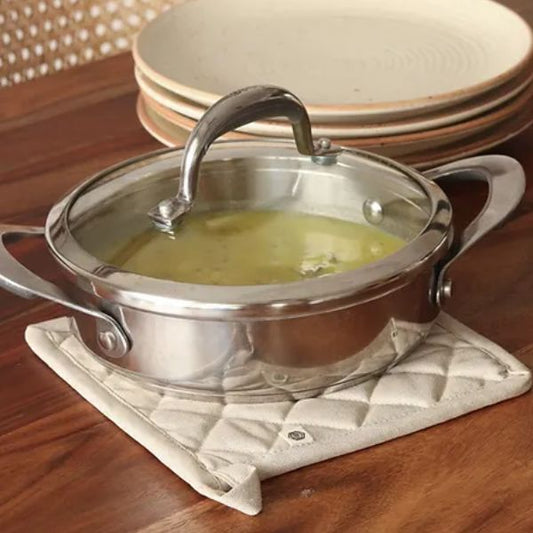 Wipeable & Reversible Pot Holder Ikat Beige