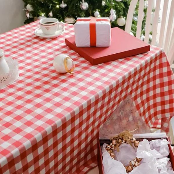 Pizzeria - Red Gingham checks Tablecloth