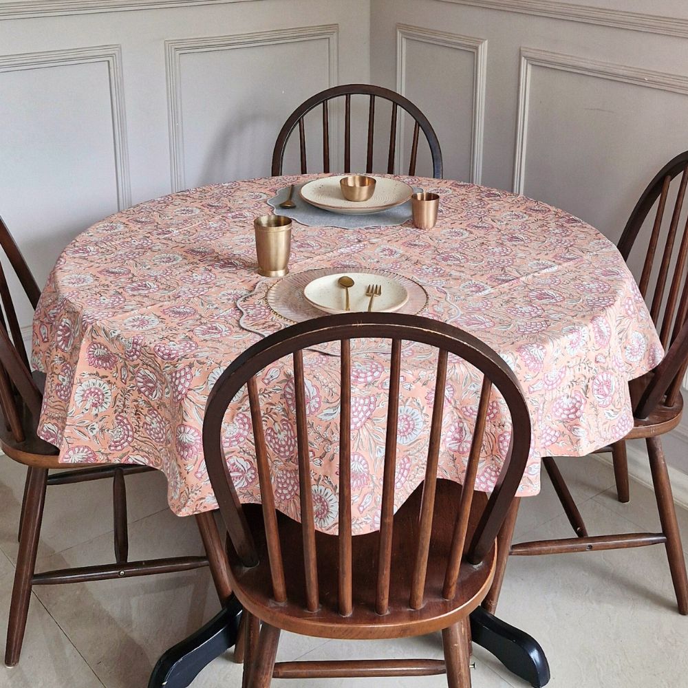 Blushing Meadows Tablecloth - Deep Tone