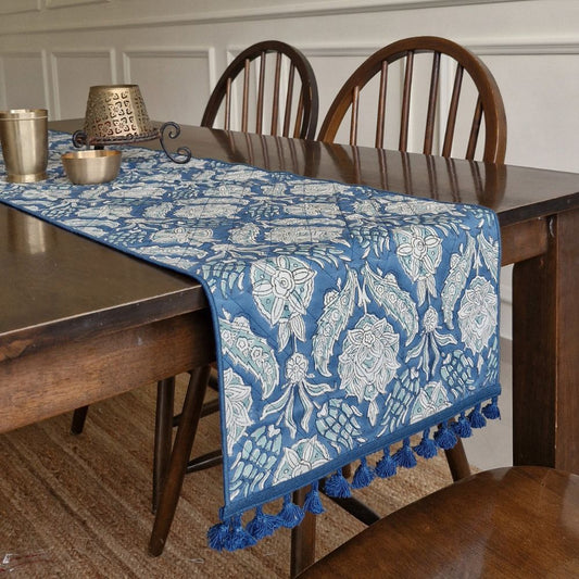 Stormy Skies Reversible Runner