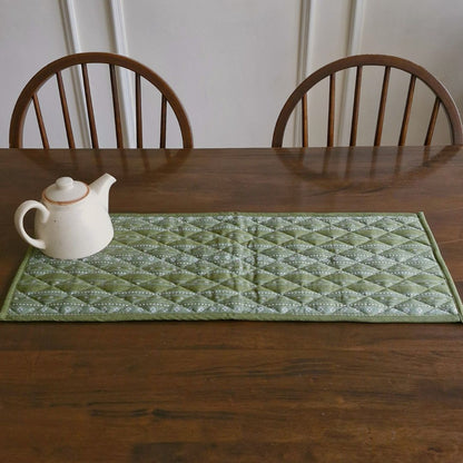 Woven Moss Green Tablepad