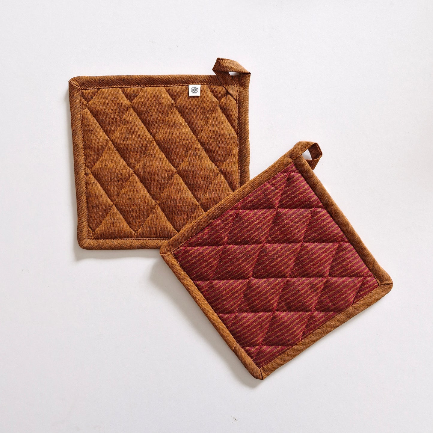 Wipeable & Reversible Pot Holder - Serene Sunset
