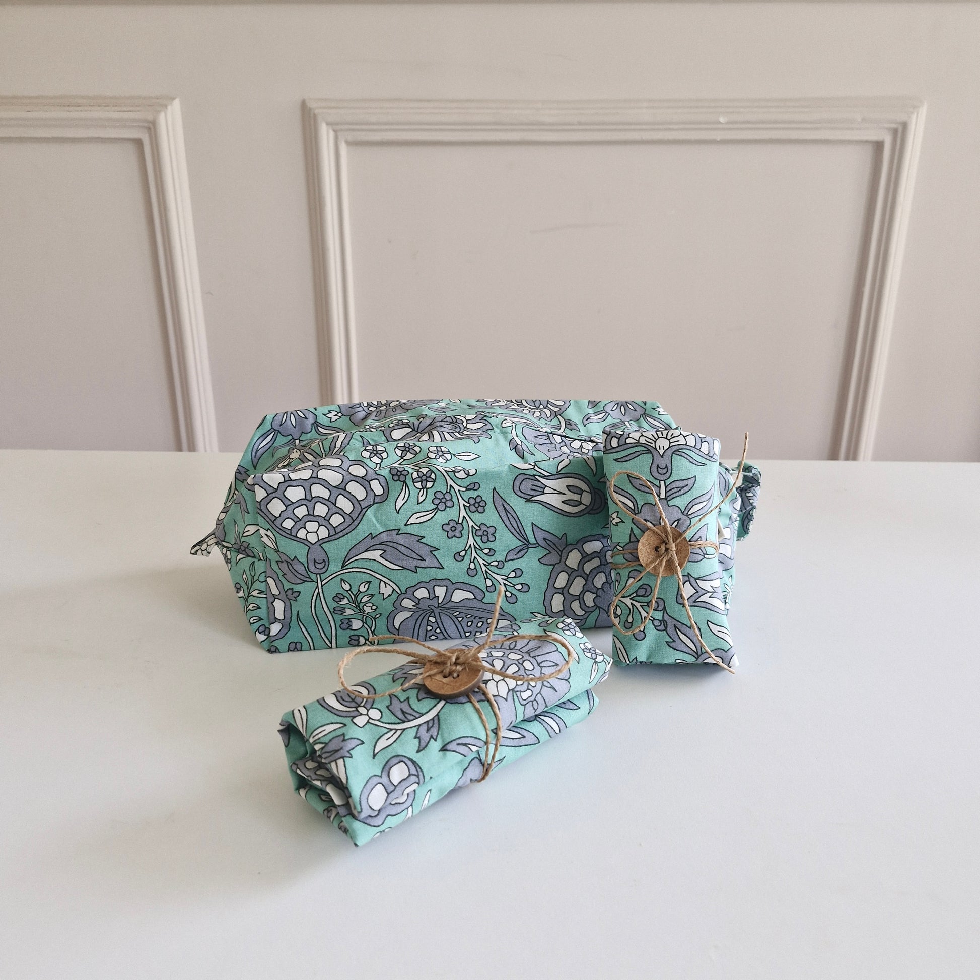 Tuck & Go Pouch - Tranquil Teal