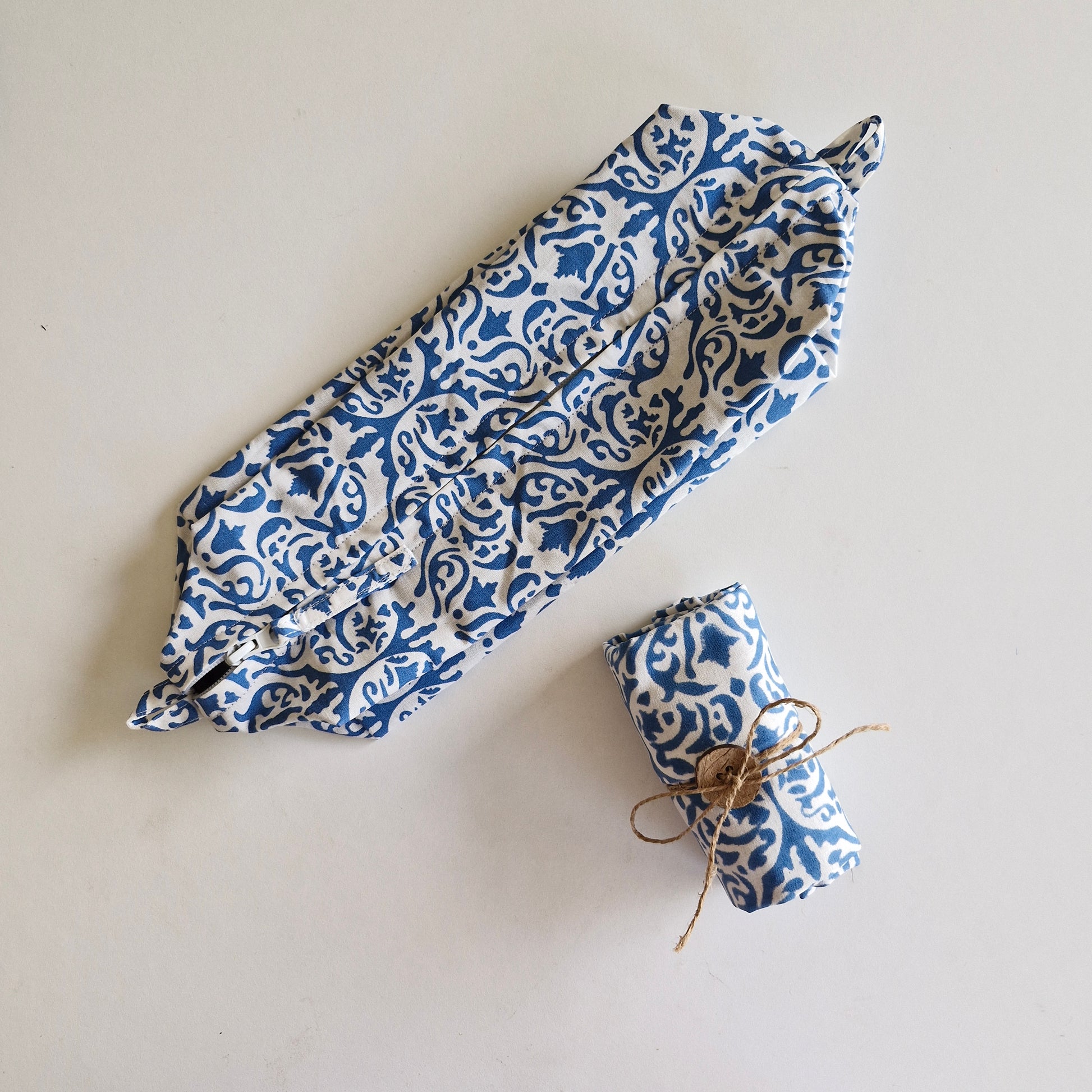 Tuck & Go Pouch - Whispers of the Sea
