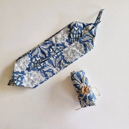 Tuck & Go Pouch - Stormy Skies