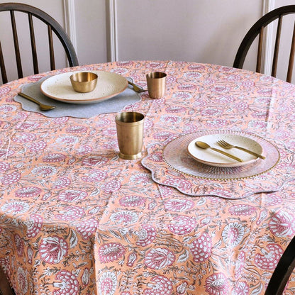 Blushing Meadows Tablecloth - Deep Tone