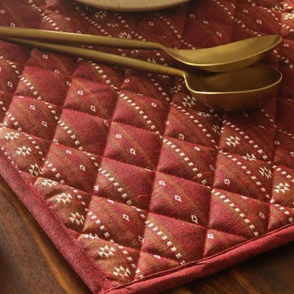 Woven Ruby Red Tablepad