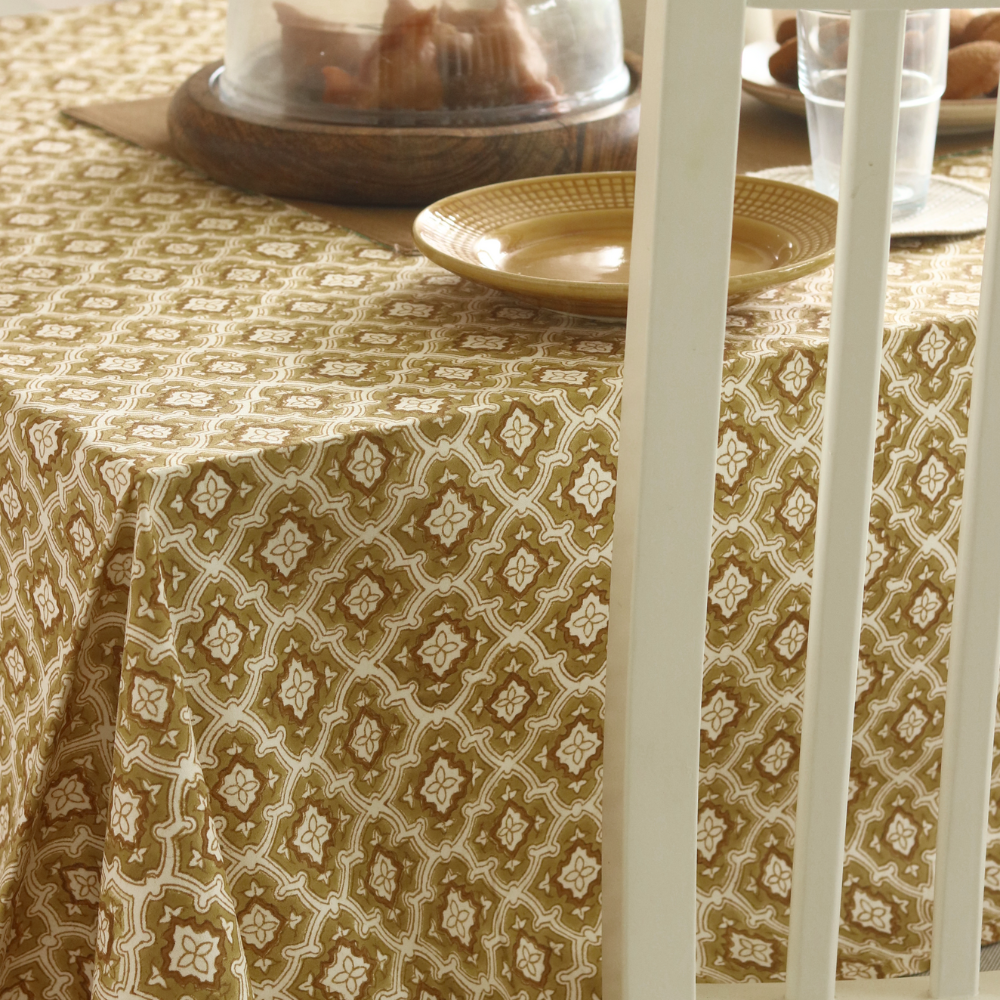 Chai & Toast Tablecloth