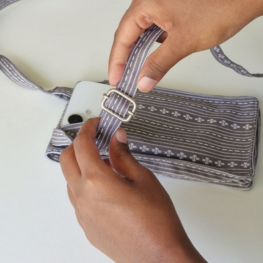 Woven Winter Grey Mobile Pouch