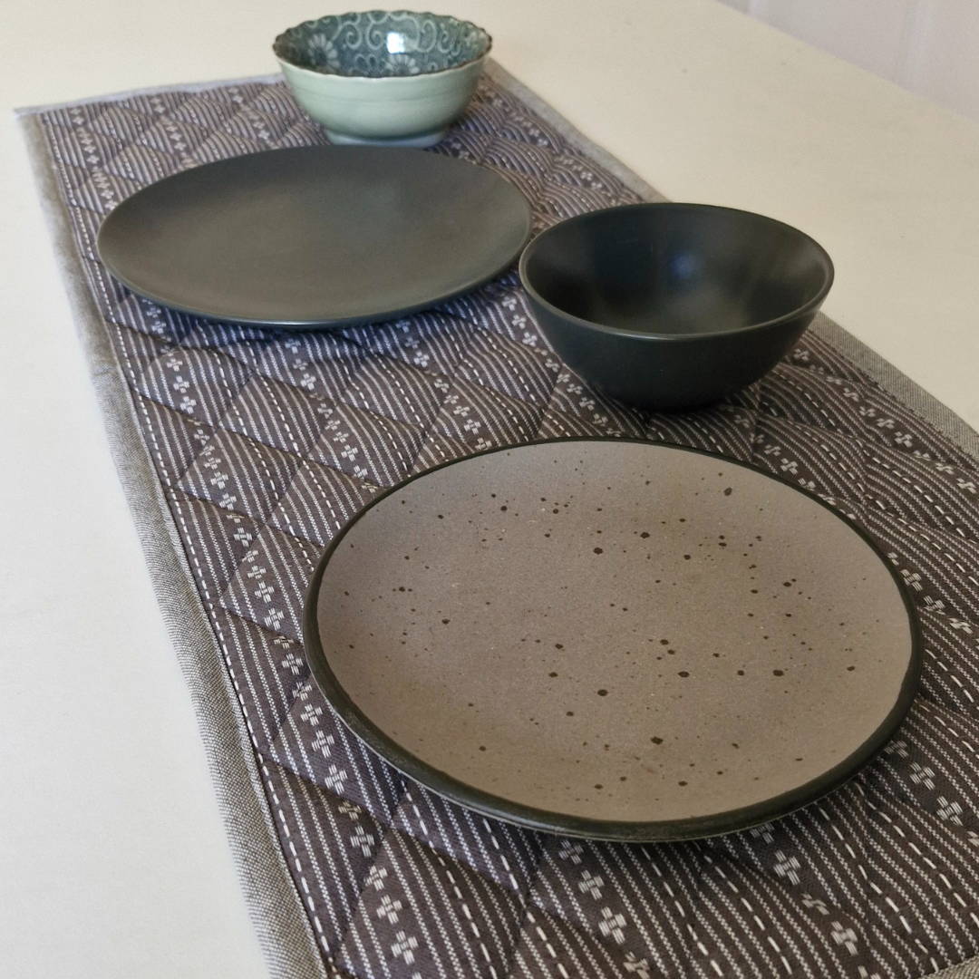 Woven Winter Grey Tablepad