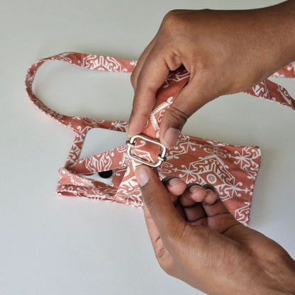 Agra Red Mobile Pouch
