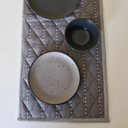 Woven Winter Grey Tablepad