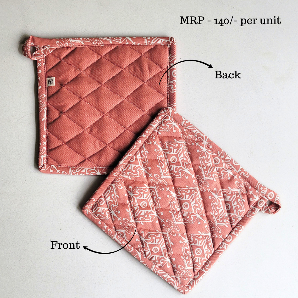 Wipeable & Reversible Pot Holder - Agra Red