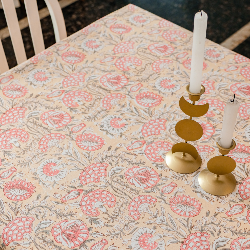 Blushing Meadows Tablecloth - Deep Tone