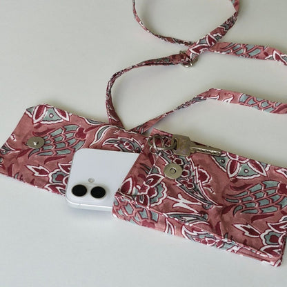 Sweet Onion Mobile Pouch