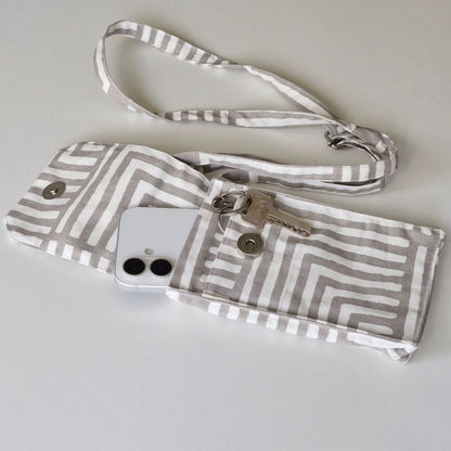Echoes In The Well Mobile Pouch