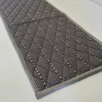 Woven Winter Grey Tablepad