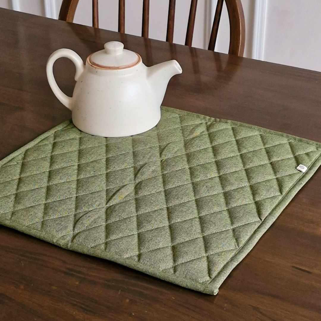 Woven Moss Green Tablepad