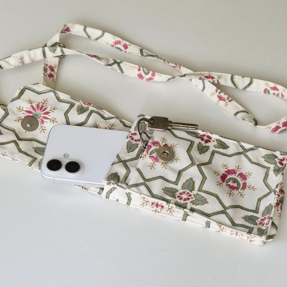 Persian Garden Mobile Pouch