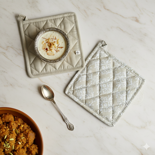 Wipeable & Reversible Pot Holder - Dholpur Beige