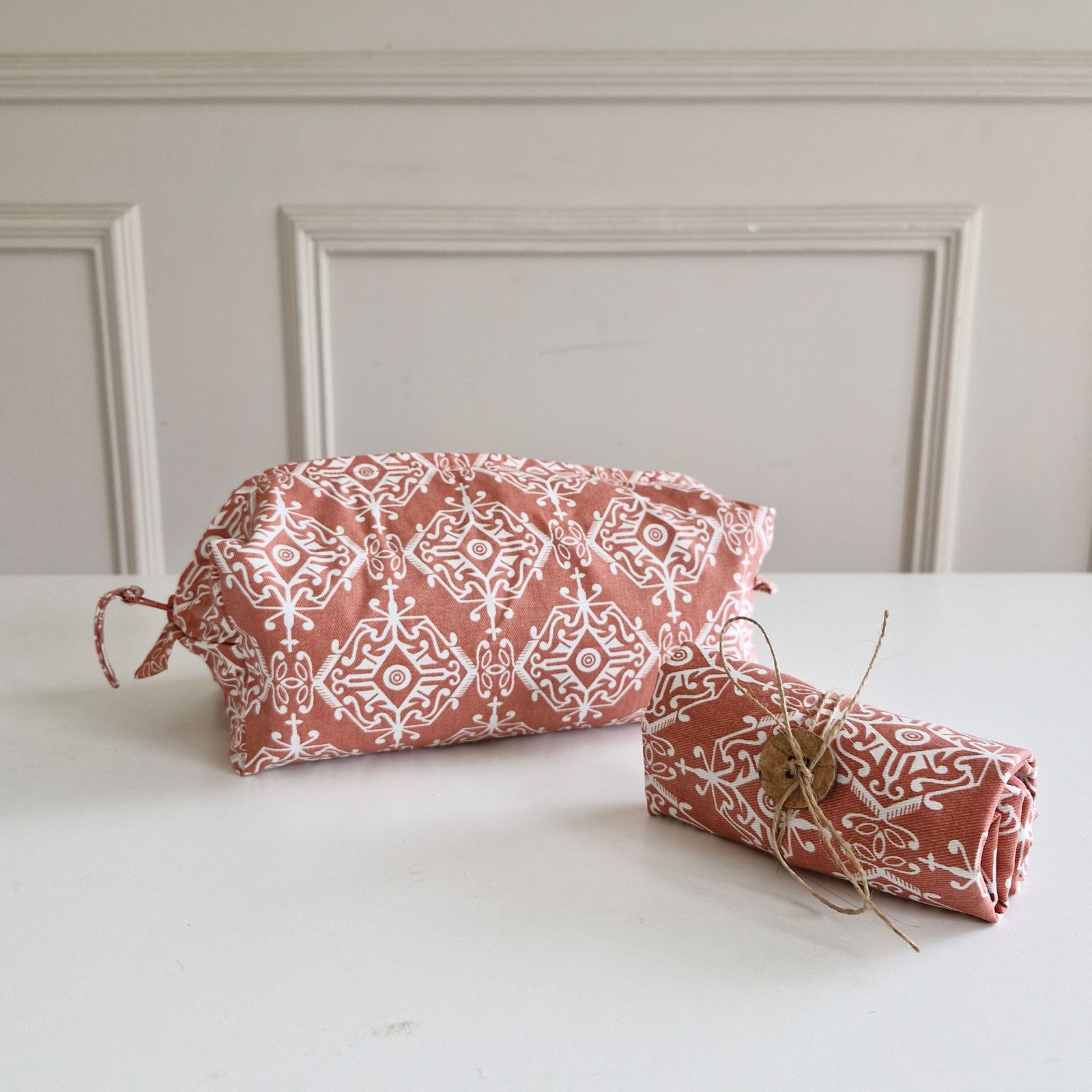 Tuck & Go Pouch - Agra Red