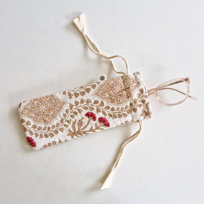 Optical Pouch - Sweet Almond