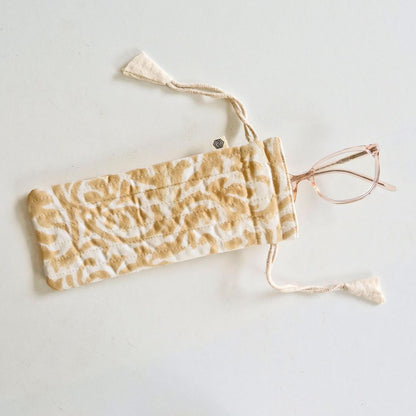 Optical Pouch - Dance in the Dunes