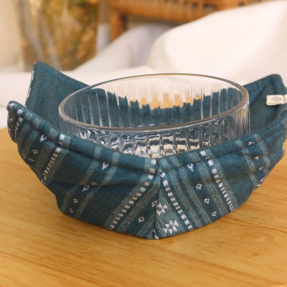 Wipeable & Reversible Pot Holder - Aegean Blue