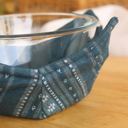 Wipeable & Reversible Pot Holder - Aegean Blue