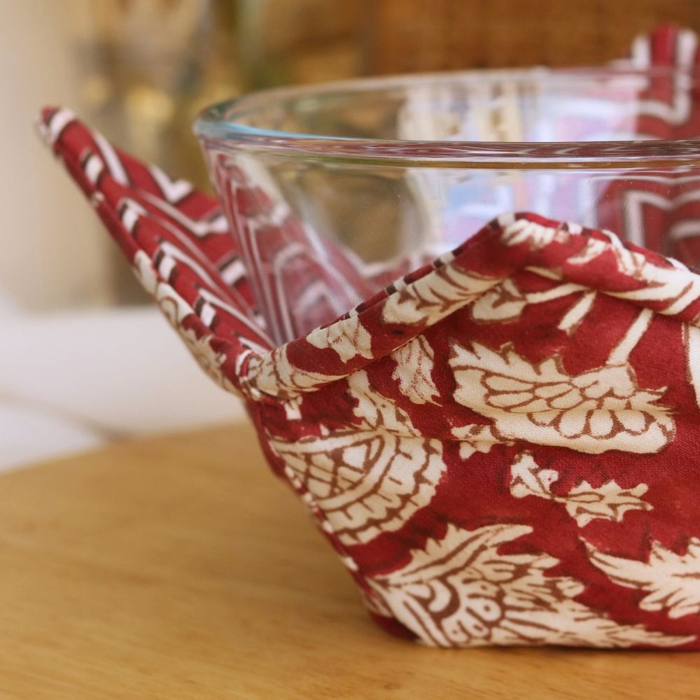 All Over Red Floral & Chevron Bowl Pot Holder