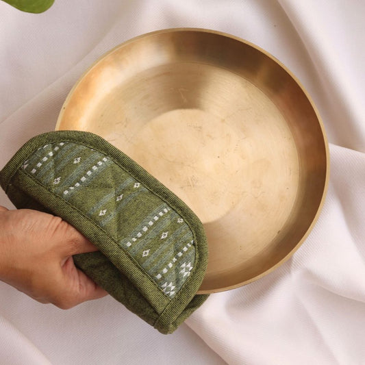 Woven Moss Green Mitten Pad