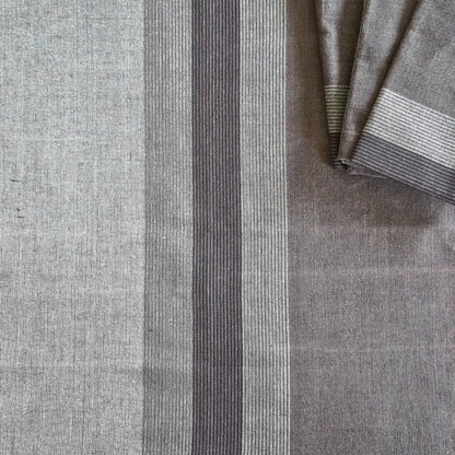 Set of 4 Winter Grey cotton table napkins by The Yard House, perfect kitchen essentials for stylish dining.